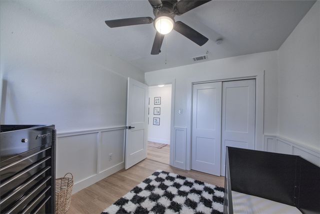 20811 Trapper LN, Lago Vista, TX 78645