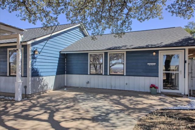 20811 Trapper LN, Lago Vista, TX 78645