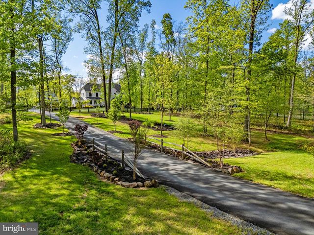 8794 BUCKLAND MILL RD, Gainesville, VA 20155