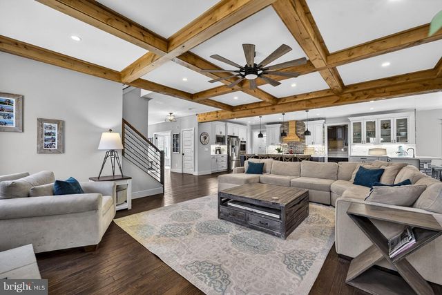 8794 BUCKLAND MILL RD, Gainesville, VA 20155