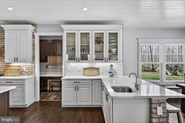 8794 BUCKLAND MILL RD, Gainesville, VA 20155