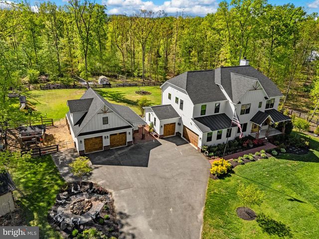 8794 BUCKLAND MILL RD, Gainesville, VA 20155