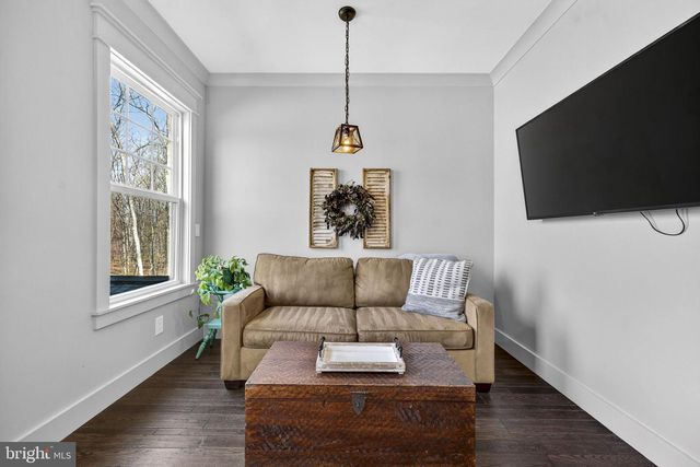 8794 BUCKLAND MILL RD, Gainesville, VA 20155