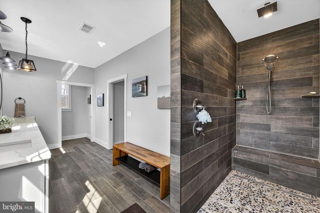 8794 BUCKLAND MILL RD, Gainesville, VA 20155