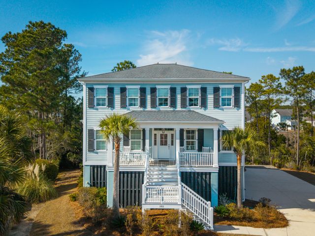 1851 Delacourt Avenue, Mount Pleasant, SC 29466