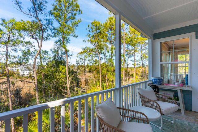 1851 Delacourt Avenue, Mount Pleasant, SC 29466