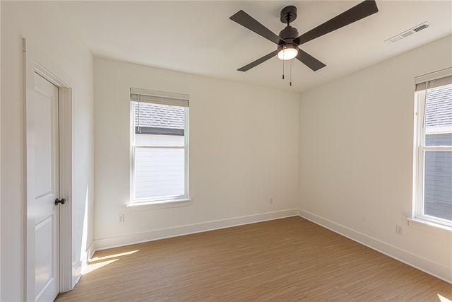 970 S Laramie Heights, Fayetteville, AR 72704