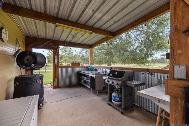 21123 La Hwy 1032, Denham Springs, LA 70726