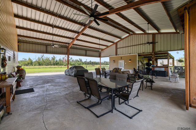 21123 La Hwy 1032, Denham Springs, LA 70726