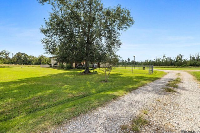 21123 La Hwy 1032, Denham Springs, LA 70726