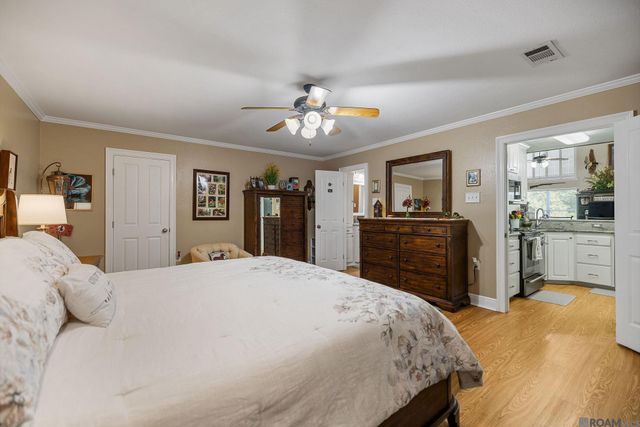 21123 La Hwy 1032, Denham Springs, LA 70726