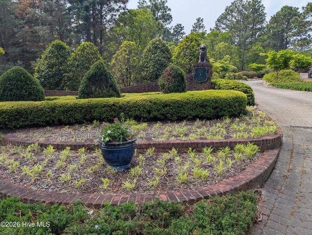845 Lake Dornoch Drive, Pinehurst, NC 28374