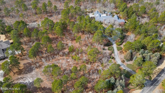 845 Lake Dornoch Drive, Pinehurst, NC 28374