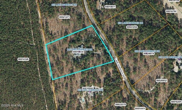 845 Lake Dornoch Drive, Pinehurst, NC 28374