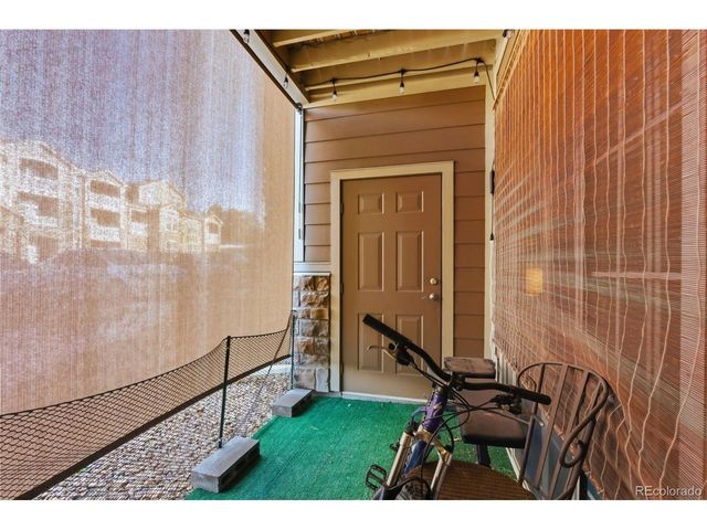 7440 S Blackhawk St 16-102, Englewood, CO 80112