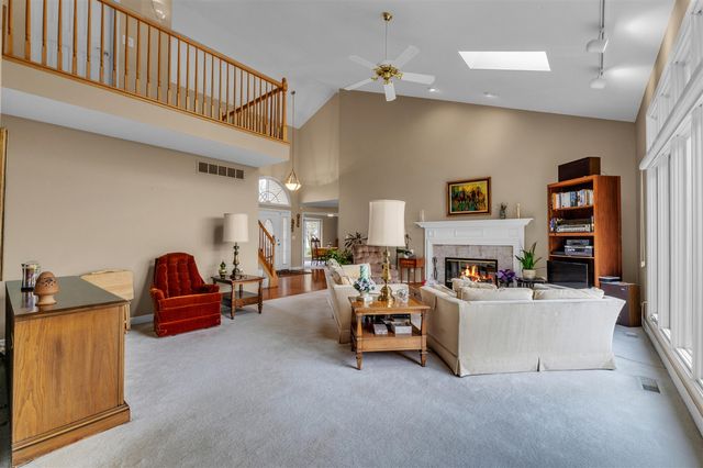 805 Marlpool Drive, Saline, MI 48176