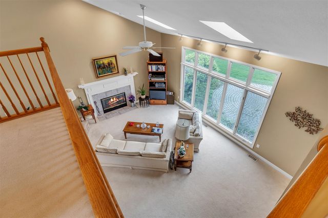 805 Marlpool Drive, Saline, MI 48176