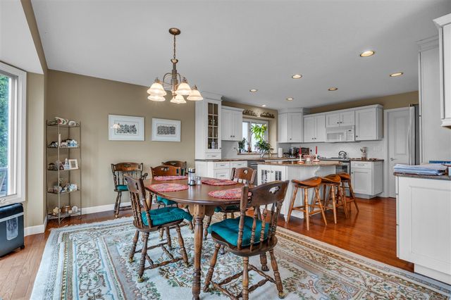 805 Marlpool Drive, Saline, MI 48176