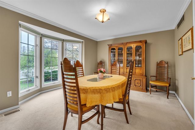 805 Marlpool Drive, Saline, MI 48176