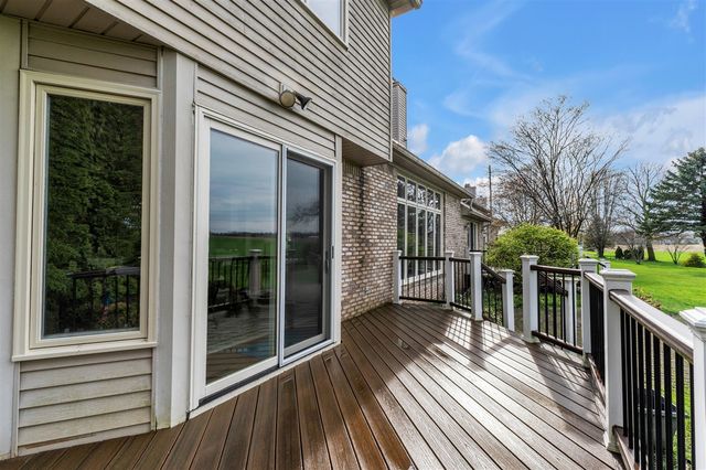 805 Marlpool Drive, Saline, MI 48176