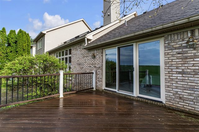 805 Marlpool Drive, Saline, MI 48176