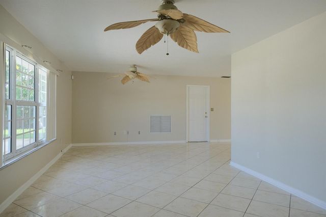 980 Woodland Avenue, West Palm Beach, FL 33415