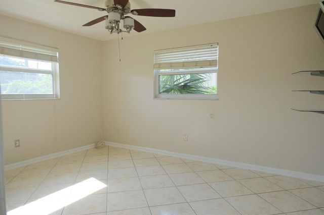 980 Woodland Avenue, West Palm Beach, FL 33415