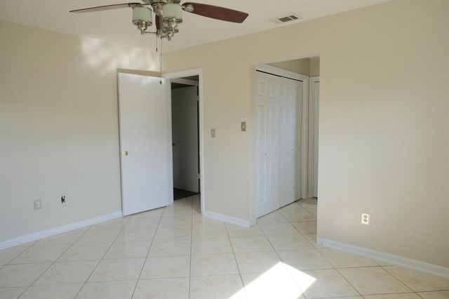 980 Woodland Avenue, West Palm Beach, FL 33415
