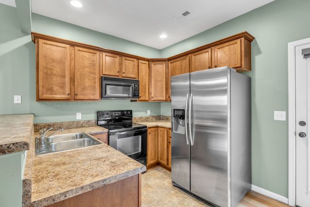 4022 Clinton Ln, Spring Hill, TN 37174