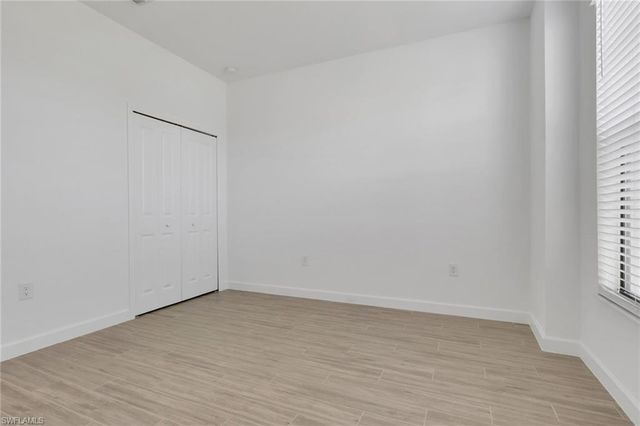 1801 HAGEN CT, Naples, FL 34120