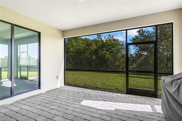 1801 HAGEN CT, Naples, FL 34120