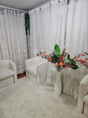 15 Longfellow Rd, Worcester, MA 01602