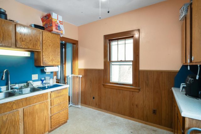 2160 Ann Arbor Street, Saint Paul, MN 55104