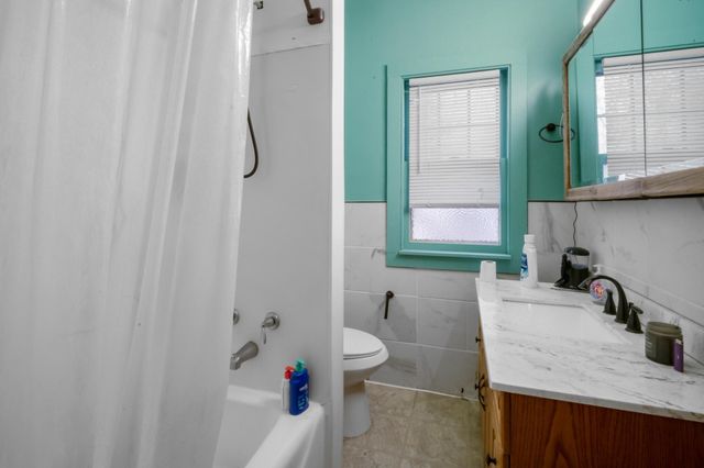 2160 Ann Arbor Street, Saint Paul, MN 55104