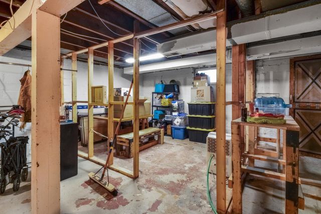 2160 Ann Arbor Street, Saint Paul, MN 55104