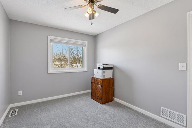 3820 Harbor Lane N, Plymouth, MN 55446