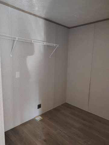 5190 white springs, Lafayette, TN 37083