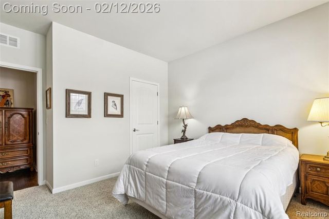 9431 Pine Valley Drive, Grand Blanc, MI 48439