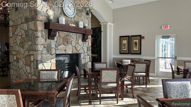 9431 Pine Valley Drive, Grand Blanc, MI 48439