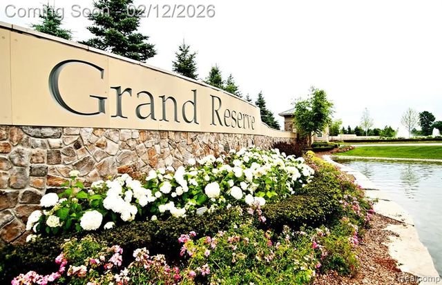 9431 Pine Valley Drive, Grand Blanc, MI 48439