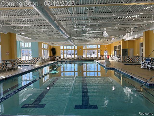 9431 Pine Valley Drive, Grand Blanc, MI 48439