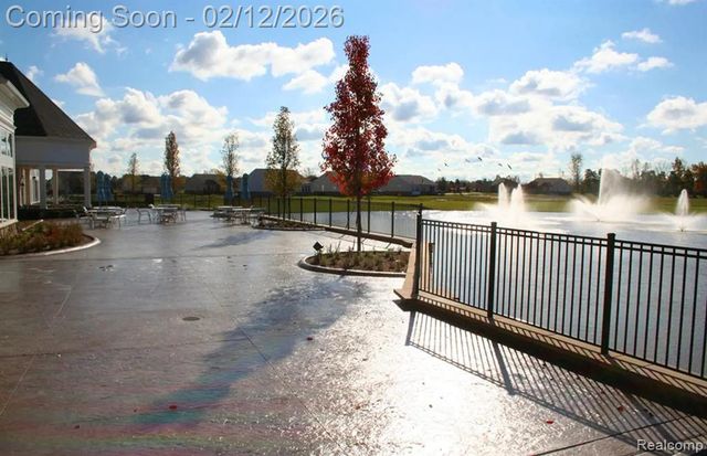 9431 Pine Valley Drive, Grand Blanc, MI 48439