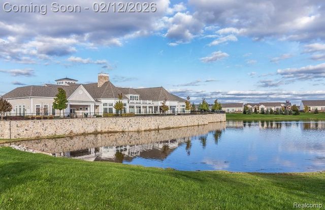 9431 Pine Valley Drive, Grand Blanc, MI 48439