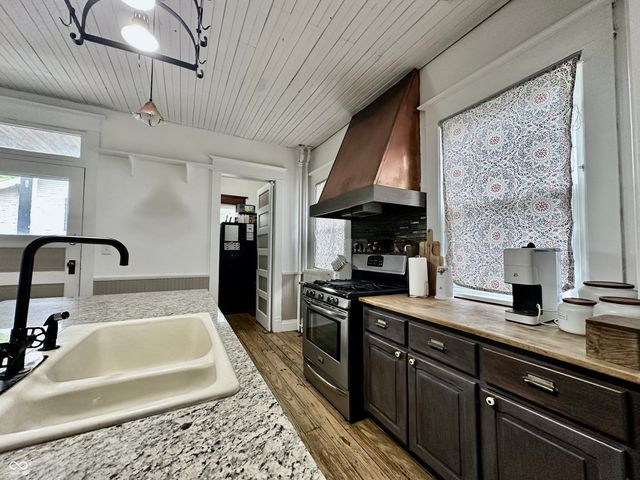 389 E Washington Street, Martinsville, IN 46151