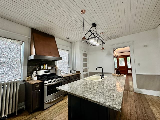 389 E Washington Street, Martinsville, IN 46151