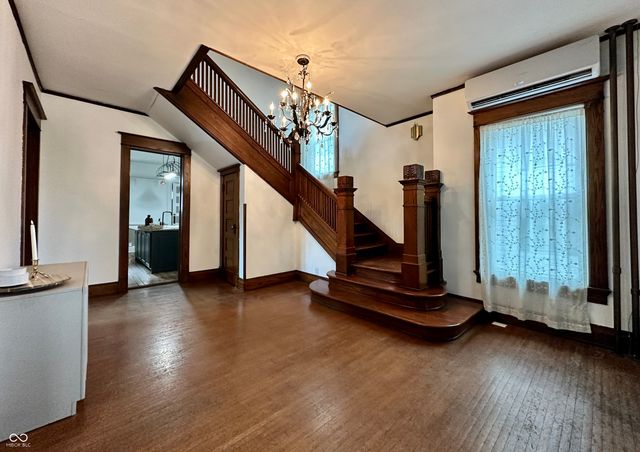 389 E Washington Street, Martinsville, IN 46151