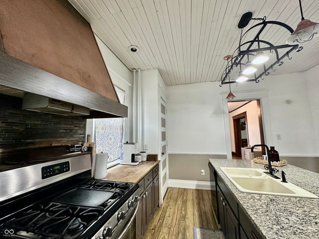 389 E Washington Street, Martinsville, IN 46151