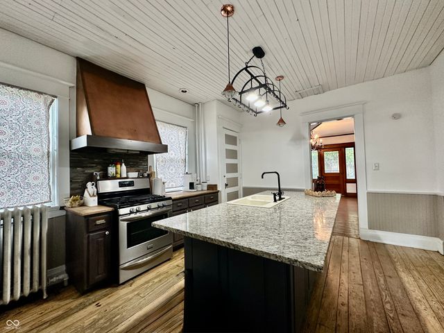 389 E Washington Street, Martinsville, IN 46151