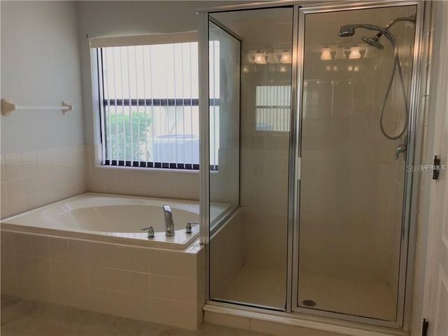 1934 ABBEY RIDGE DRIVE, Dover, FL 33527