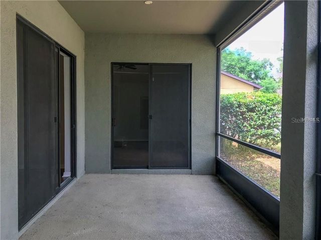 1934 ABBEY RIDGE DRIVE, Dover, FL 33527